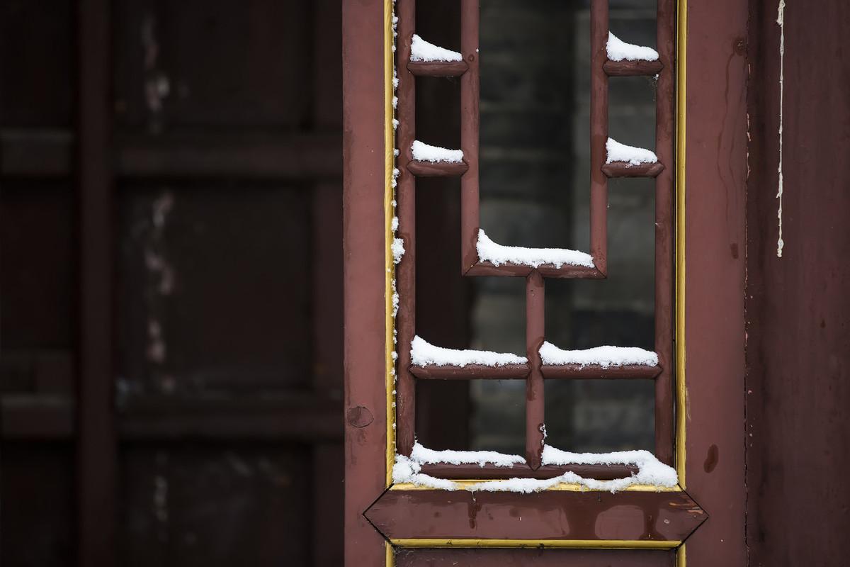 重生为官最新章节列表与自然美景之旅，探寻内心平静之道
