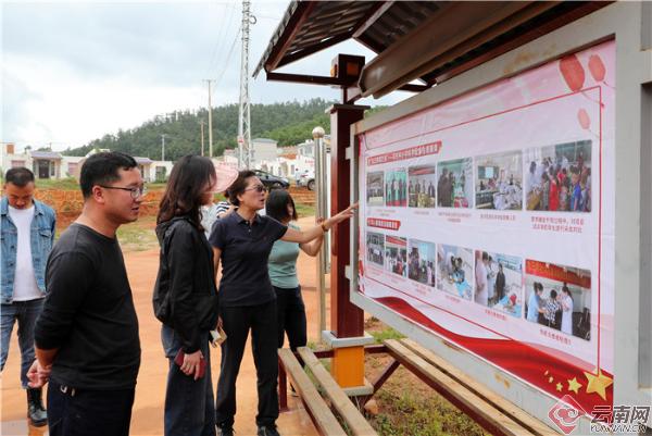 科技之光,夸幼儿智能成长伙伴——照亮幼儿成长之路的最新巨献