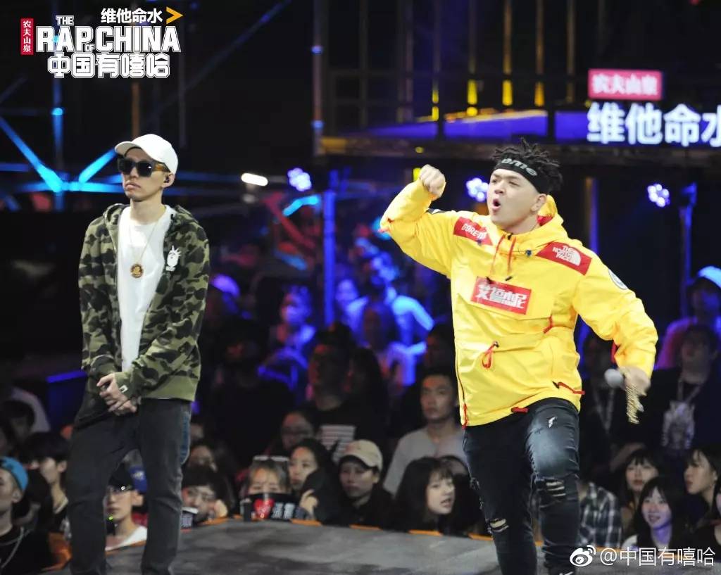 搞笑说唱视频风靡全球,科技新品闪耀登场