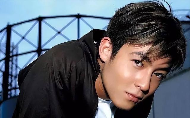 最新门事件照片,一扇门背后的温馨与故事揭秘