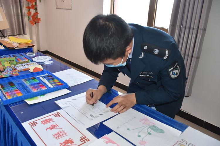 山投集团最新领导班子及小巷独特风味探索