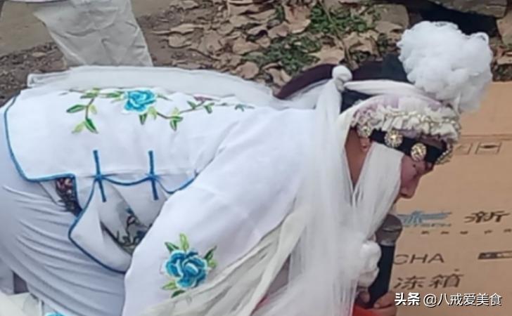 最新河南哭灵感人视频,情感的力量引发社会共鸣