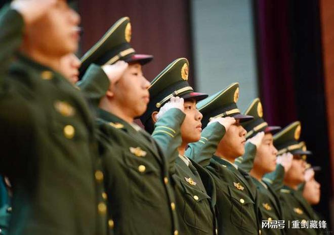 部队复员转业最新动态与小巷独特风味探秘