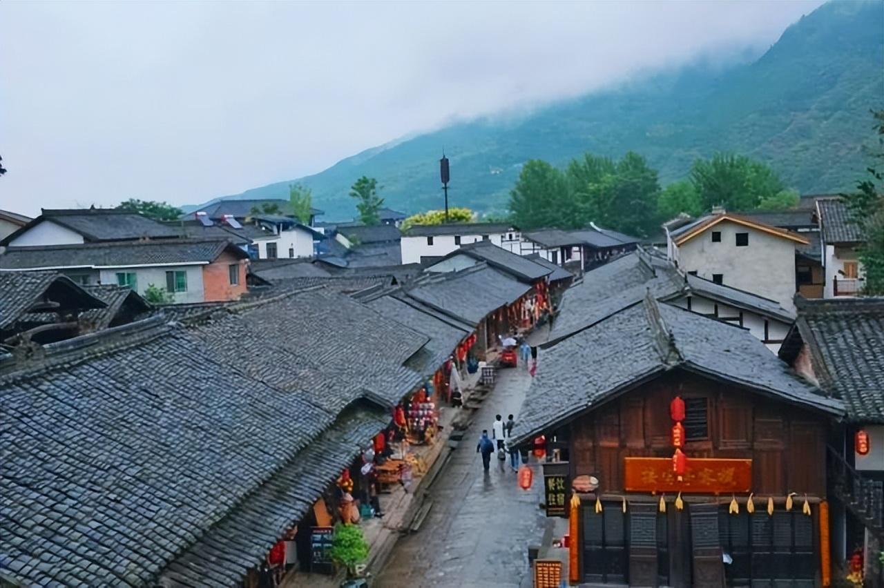 探索双喇叭智能手机,小巷中的隐藏宝藏,带你领略未知的音乐世界!