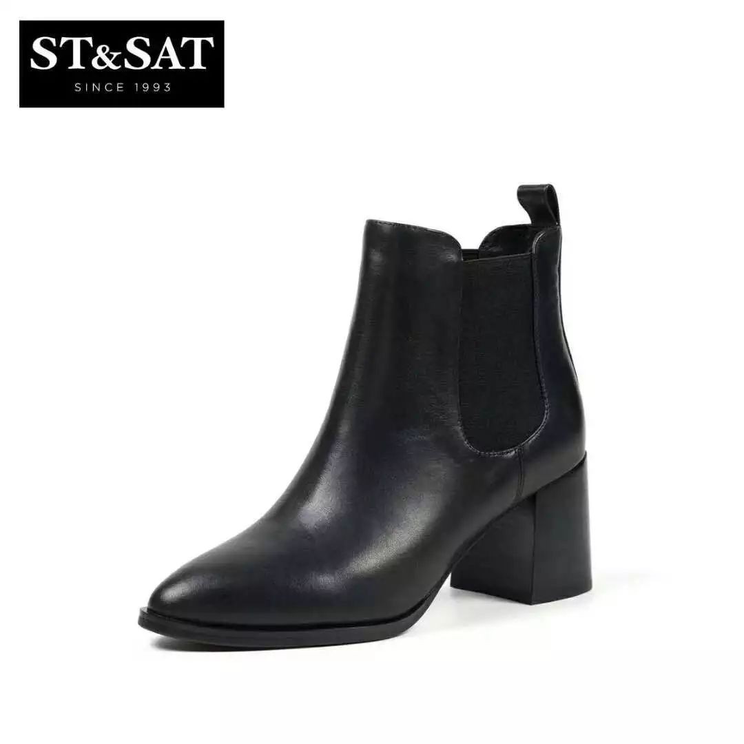 女士皮靴最新款式,科技与时尚的完美融合风采