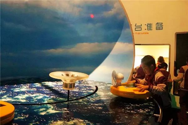 最新热门短片中文本幕，探索自然美景，寻找内心平和之旅