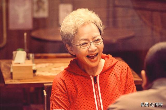 宋丹丹新剧荧屏亮相与巷弄深处的特色小店探秘