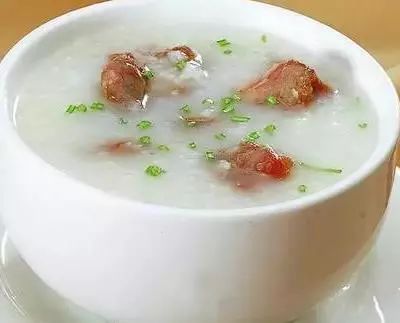 小巷美食秘境,新鲜汤锅食谱大解密!