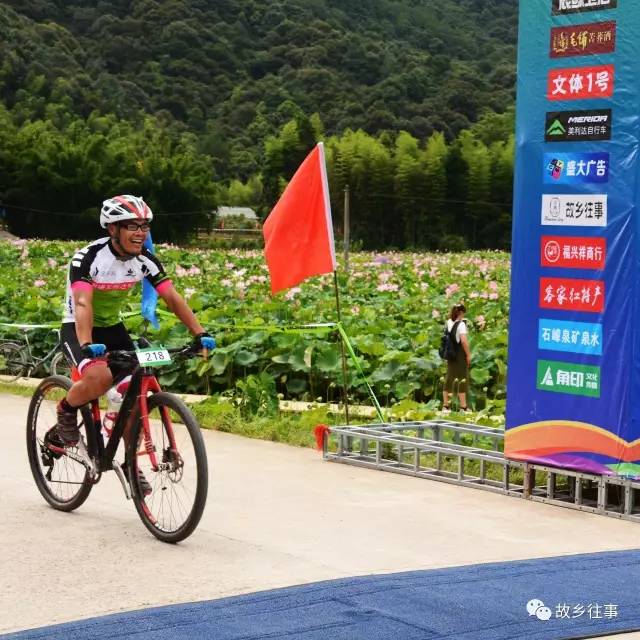 山地自行车比赛,巷弄宝藏与速度与激情的盛宴