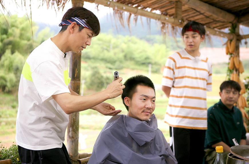 黄磊最新综艺节目深度解读与期待亮相荧屏!