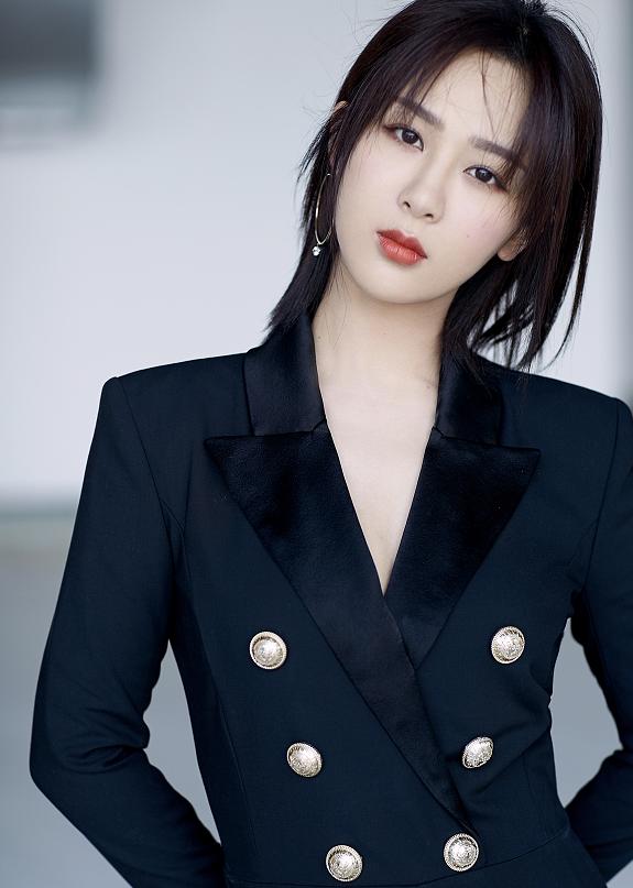 杨紫最新广告,时尚潮流与品牌魅力的完美融合