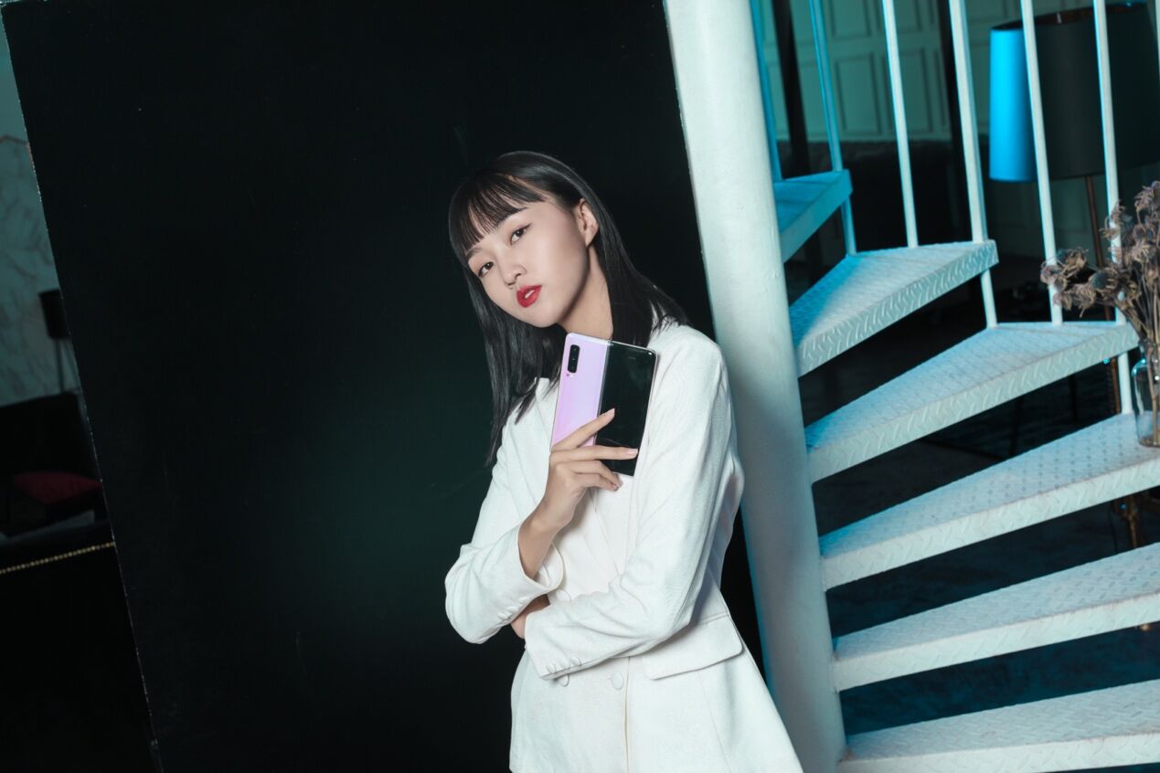 IU最新照片,科技与艺术交融,领略前沿生活新纪元风采