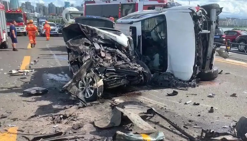 连霍高速车祸最新情况,力量与自信在成就感的崛起中展现