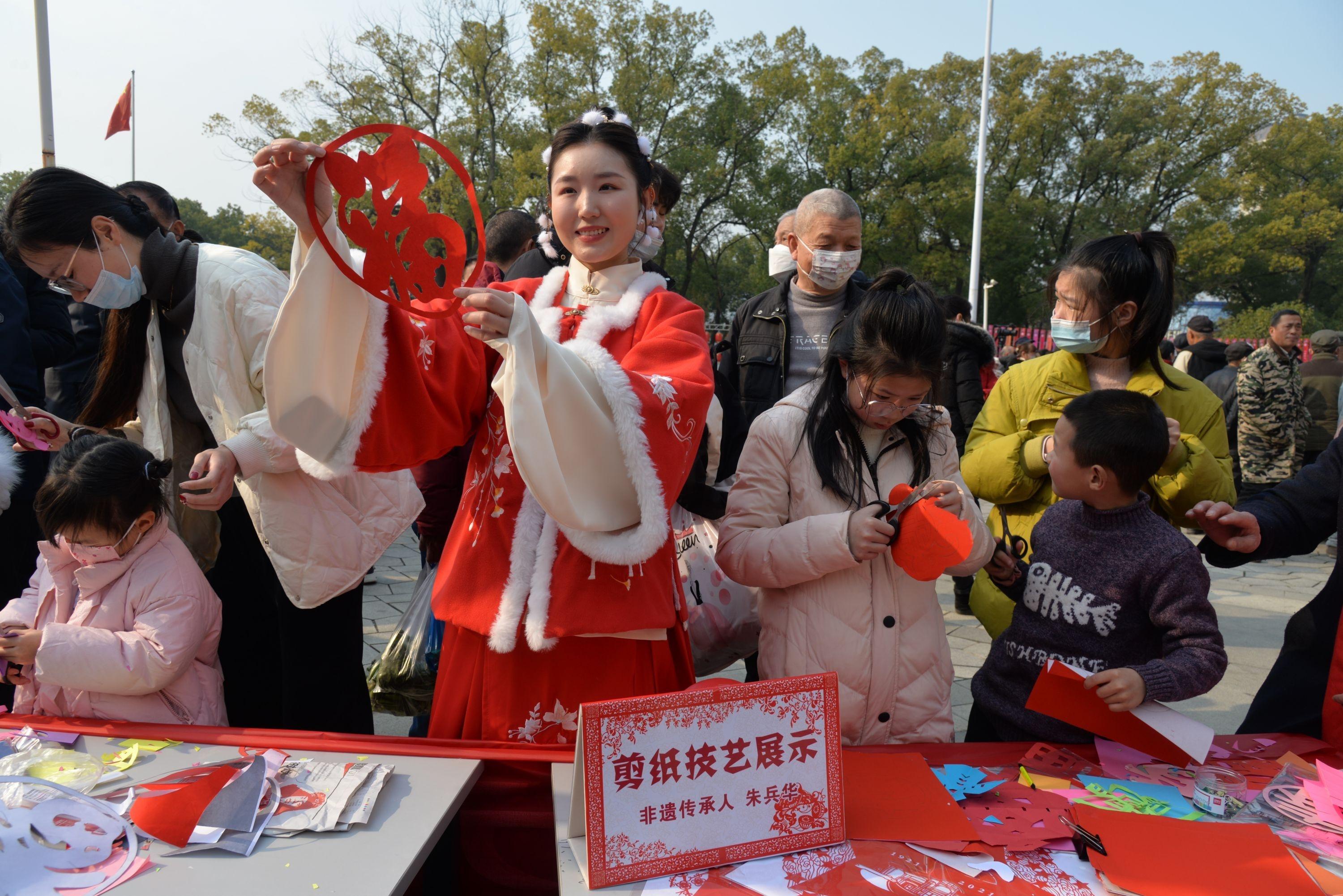 蔡甸最新高科技产品引领科技重塑未来,未来生活触手可及