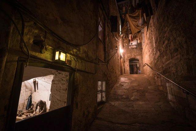 小巷深处的神秘小店,官妖最新章节揭秘