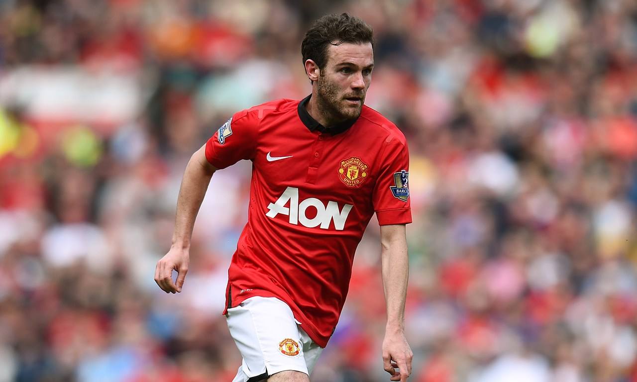 英超转会最新动态,友情、足球与家的温暖交织