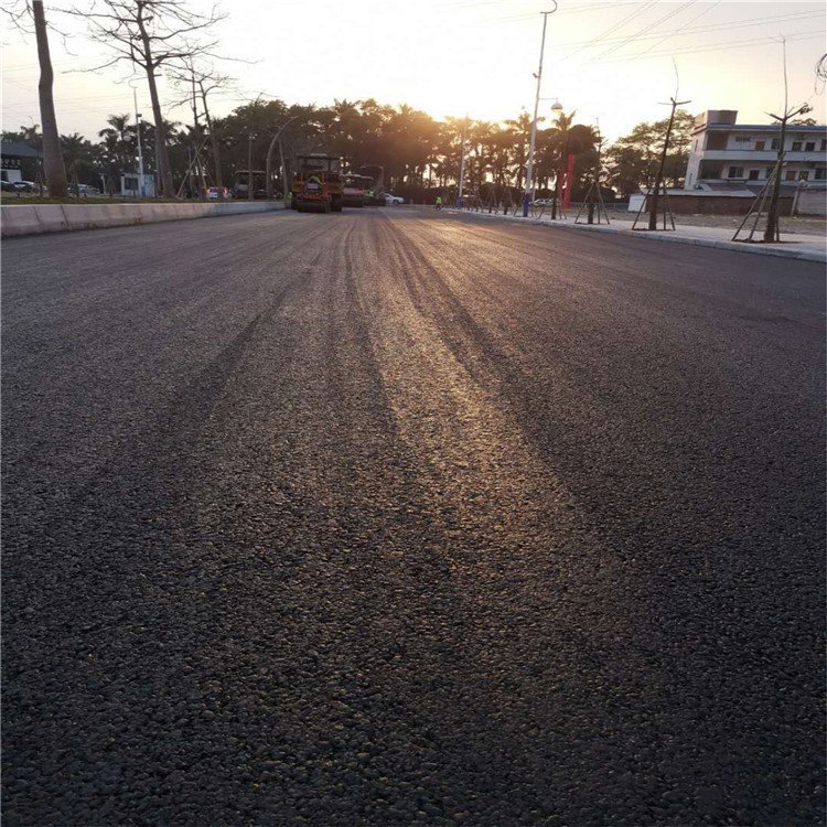 沥青最新价格动态,人生的道路因学习与变化而绽放光彩