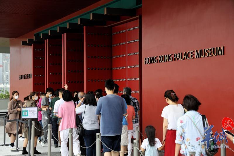 泰国台风最新动态与小巷中的隐藏瑰宝揭秘