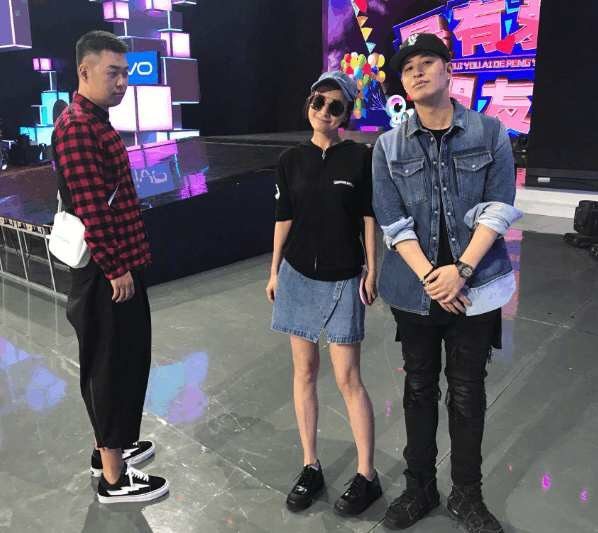 吴昕潘玮柏最新一期,友情与爱情的微妙交汇处